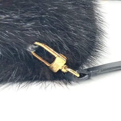 Pre-owned Louis Vuitton Black Pochette Shoulder Bag ()