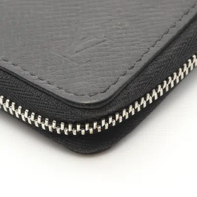 Pre-owned Louis Vuitton Black Taiga Leather Leather Coin Purse/coin Case ()