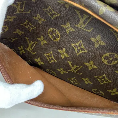Pre-owned Louis Vuitton Brown Clutch Bag ()