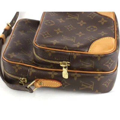 Pre-owned Louis Vuitton Brown Monogram Shoulder Bag ()