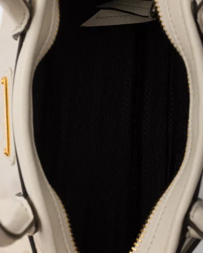 Prada Bonnie Mini-handtasche Aus Leder In White