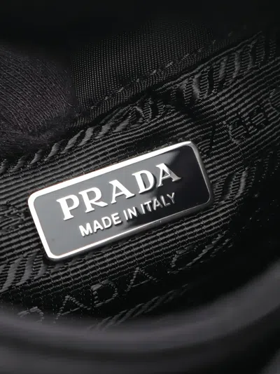 Pre-owned Prada Logo-plaque Tote Bag In Black