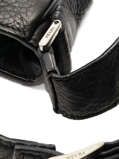 Pre-owned Prada 2000s Leather Shoulder Bag In Black