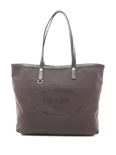 Pre-owned Prada 2000s Leather Tote Bag In Brown