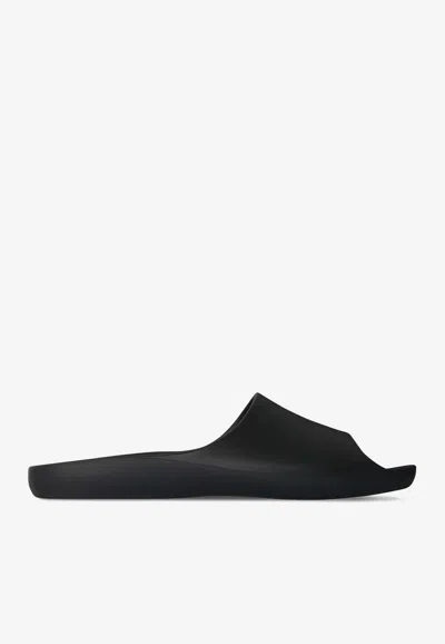 The Row Black Ama Rubber Slide Sandal In Black