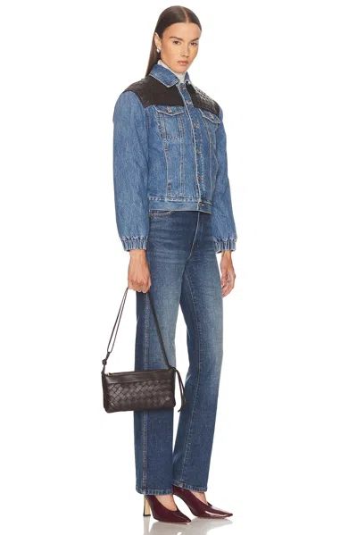 Bottega Veneta Andiamo Double Pouch In Brown