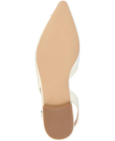 Journee Collection Daphnne Womens Pointed Closed Toe Ballet Flats In Neutral