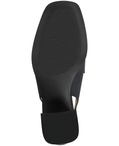 Journee Collection Womens Square Closed Toe Stacked Heel Pumps In Blue