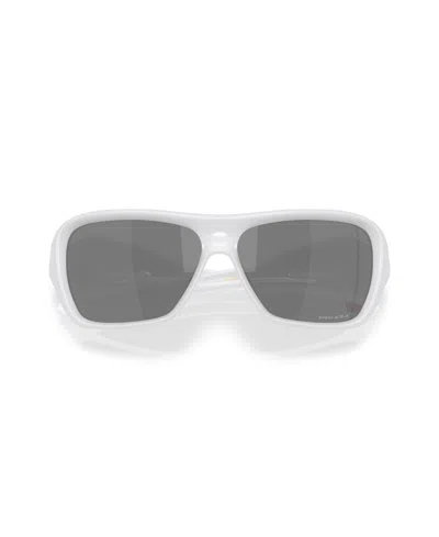 Oakley Dark Vision Rectangular Frame Sunglasses In White