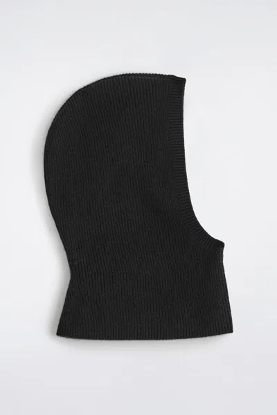 Cos Ribbed Wool-cashmere Balaclava In Black