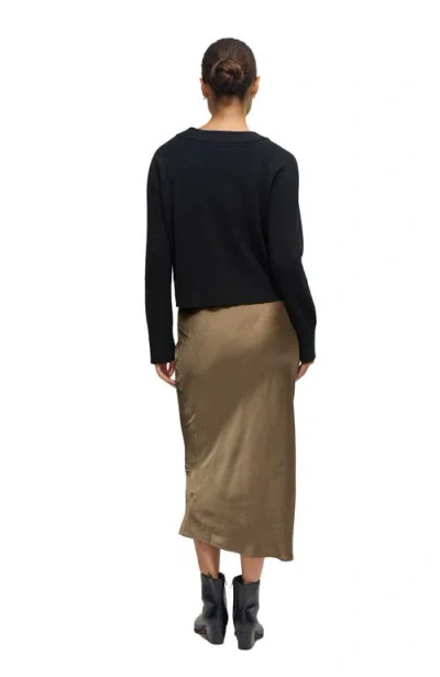 Ingrid & Isabel Crop Mock Neck Maternity Sweater In Black