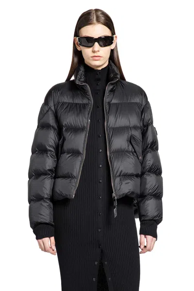 Moncler Genius Ee72 Collaboration Blas Short Down Jacket In Black