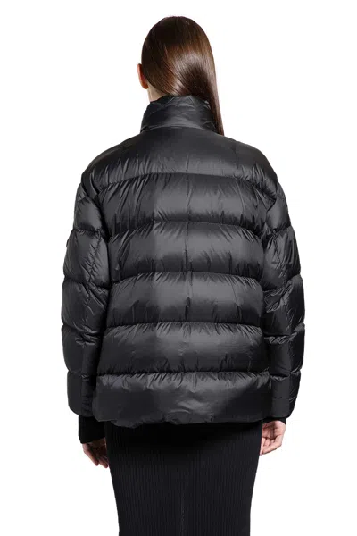 Moncler Genius Ee72 Collaboration Blas Short Down Jacket In Black