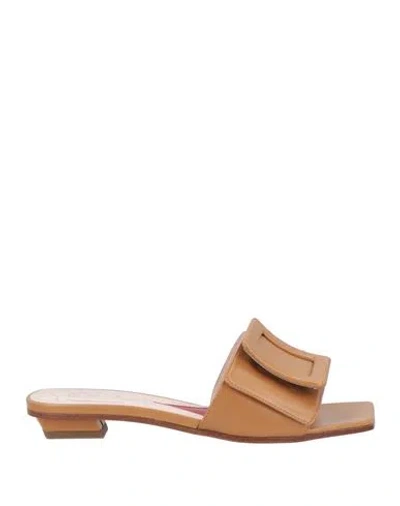 Roger Vivier Woman Sandals Camel Size 5 Soft Leather In Brown