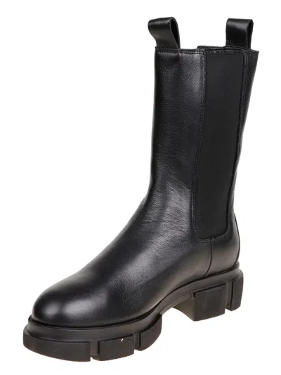 Copenhagen Leather Chelsea Boot In Black