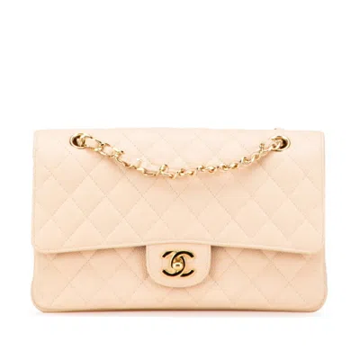 Pre-owned Chanel Matelasse Grained Calfskin Shoulder Bag () In Sand