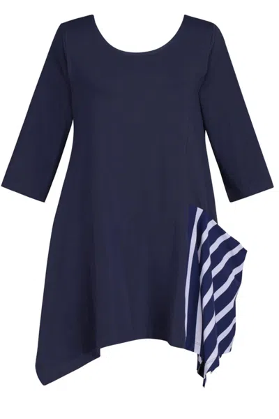 Alembika Women's Tekbika Pocket Top In Navy In Multi