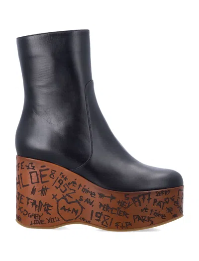 Chloé Graphic Print Ankle Boots With Platform Sole In Black