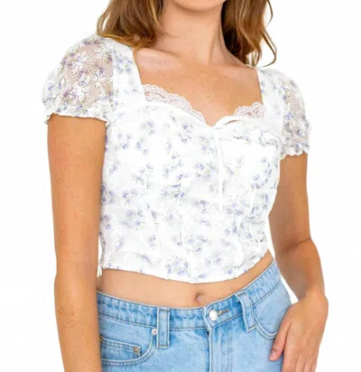 Kestan Lizzy Top In White In White