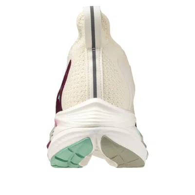 Mizuno (wmns)  Neo Vista 2 'nimbus Cloud Ice Green' In Gold