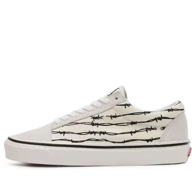 Vans Barbed Wire Low Upper Board Shoes In White