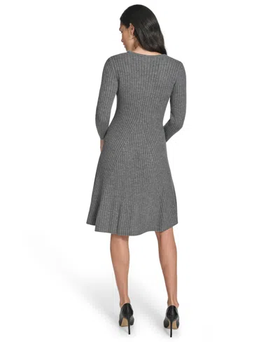 Jessica Howard Petite V-neck Fit & Flare Ribbed Dress In Gray