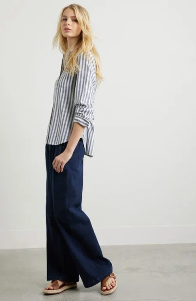 Caslon ® High Waist Pleated Wide Leg Jeans In Blue