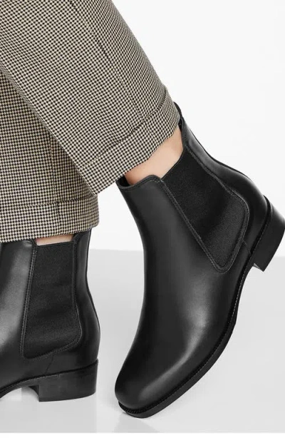 La Canadienne Smile Leather Bootie In Black