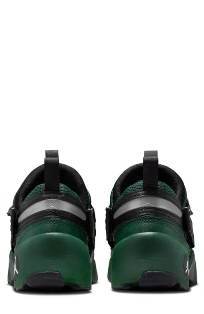 Jordan Trunner Lx Sneaker In Multi