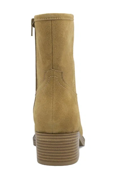 Mia Women's Dagny-s Square Toe Western Style Boots In Brown