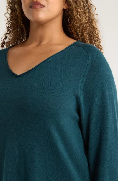 Eileen Fisher V-neck Cotton Blend Sweater In Blue