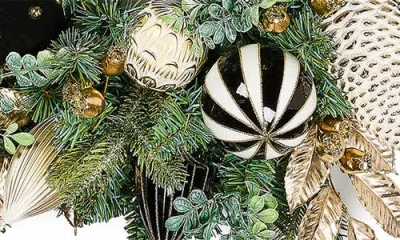 Mackenzie-childs Mackenzie Childs Courtly Checks Illuminated 26-inch Wreath In Multi