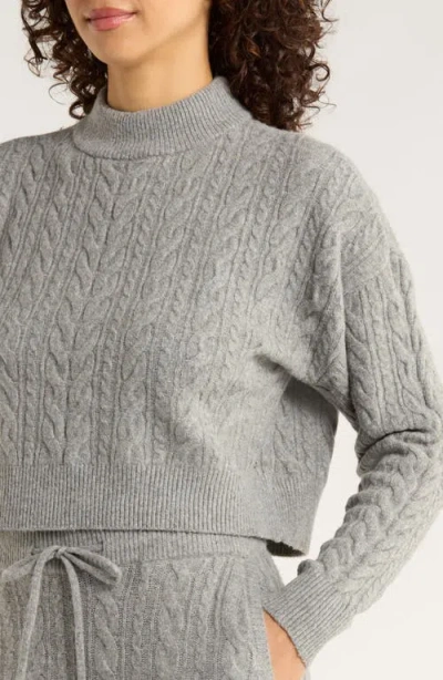 Mpg Cable Knit Crop Sweater In Gray