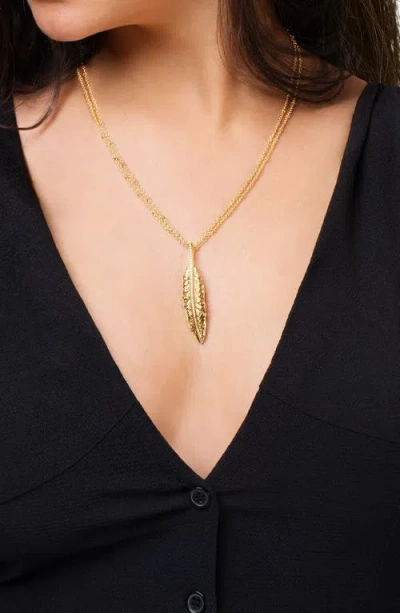Anabel Aram Jewelry Feather Layered Pendant Necklace In Gold