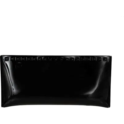 Carmen Sol Julian Clutch In Black