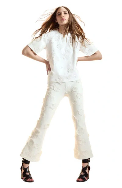 Cynthia Rowley Pop Floral Applique Top In White