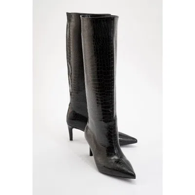 Prologue Shoes Cassandra High Heel Boot In Black