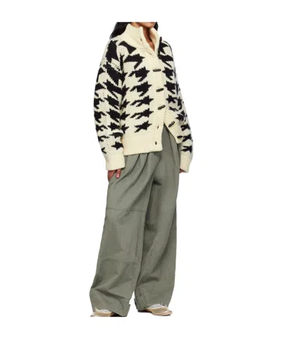 Open Yy Off-white & Black Hound's Tooth Star Cowichan Cardigan In White