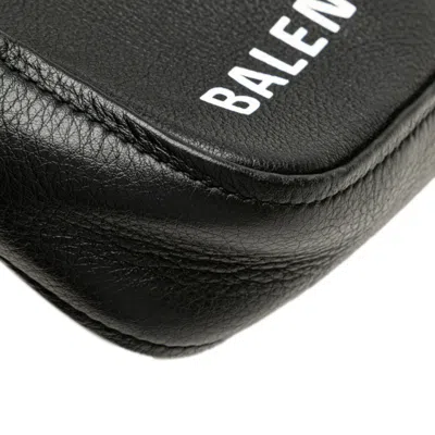 Pre-owned Balenciaga Black Leather Clutch Bag ()
