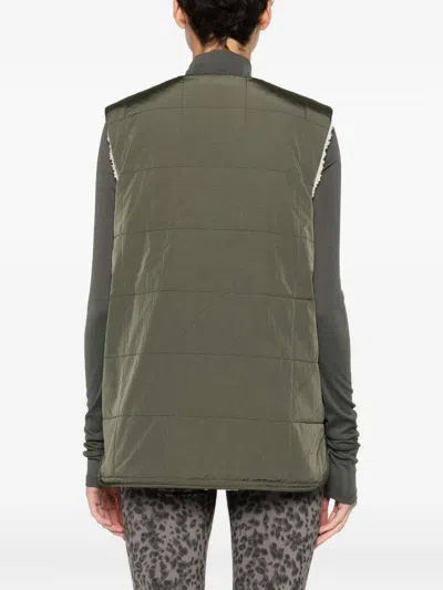 Varley Quilted Reversible Gilet In Green