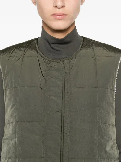 Varley Quilted Reversible Gilet In Green