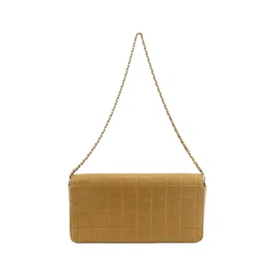 Pre-owned Chanel Beige Leather Shoulder Bag () In Sand