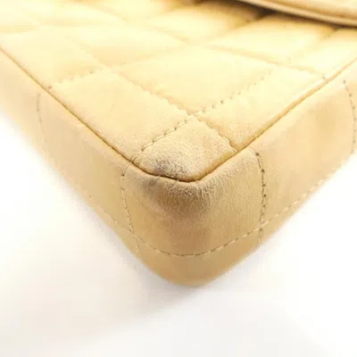 Pre-owned Chanel Beige Leather Shoulder Bag () In Sand