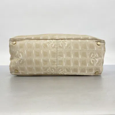 Pre-owned Chanel Beige Silver Nylon Tote Bag ()