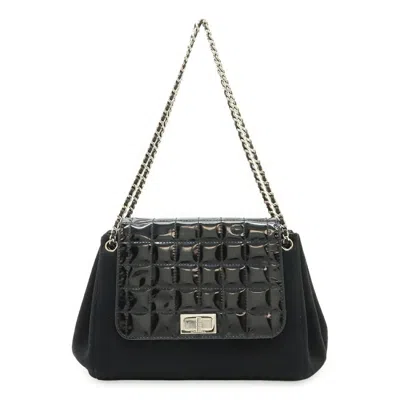 Pre-owned Chanel Black Cotton Leather Shoulder Bag ()