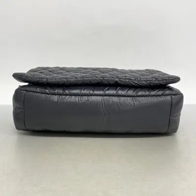 Pre-owned Chanel Black Nylon Shoulder Bag ()