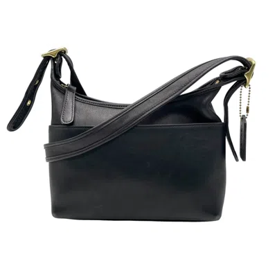 Pre-owned Coach Black Leather Pochette Shoulder Bag ()