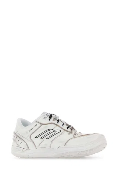Balenciaga Women Hamptons Worn-out Leather Low-top Sneakers In Neutral
