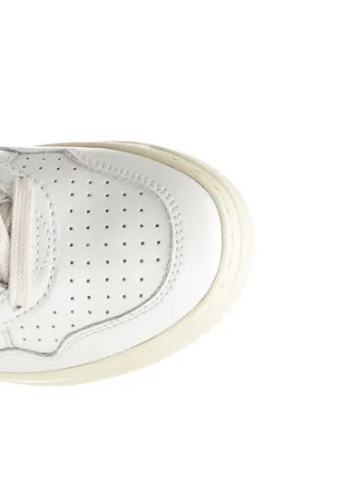 Autry Medalist Low Sneakers White In Multi