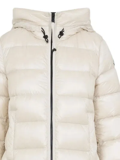 Moncler Suyenne Hooded Mid-length Down Jacket Clothing In White